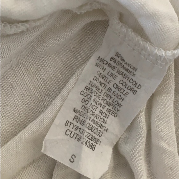 Nollie White Tank Top With Crochet Skull on Back - Picture 6 of 9